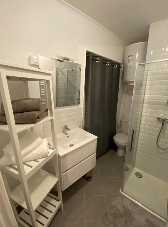 Enghien-Les-Bains: Studio Au Coeur Du Centre Ville. Exteriör bild